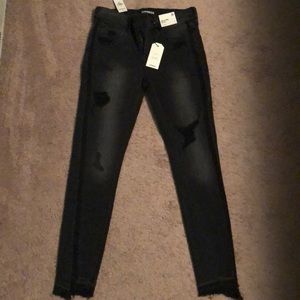 High waisted jeans, brand new!